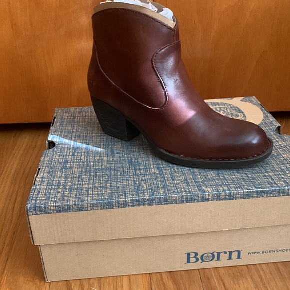 Born “Carmel” Ankle Booties - Picture 2 of 6